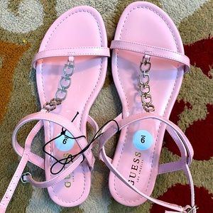 Received as a gift but I already have! Very cute, never been worn! 💗
